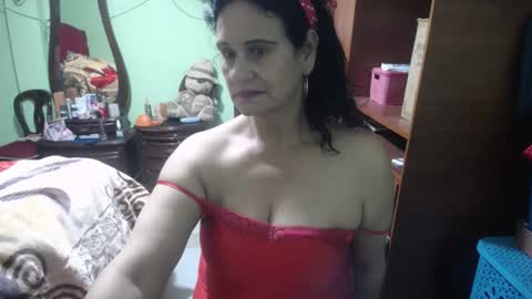 Snapshot of jazmin_rios chatting on 10/10/25, 11:09 jazmim online show from 10/10/25, 11:09