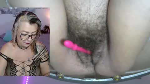 Snapshot of jazmin_ross chatting on 10/27/25, 12:47 jazmin online show from 10/27/25, 12:47