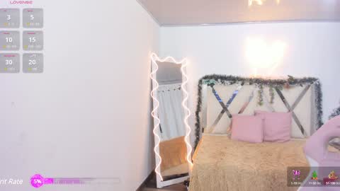 Snapshot of jazmin_tay chatting on 01/05/25, 01:35 Jazmin online show from 01/05/25, 01:35