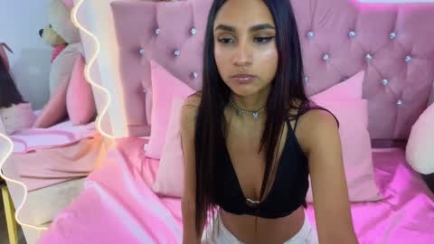 Snapshot of jazmin_tay chatting on 01/16/25, 07:20 Jazmin online show from 01/16/25, 07:20
