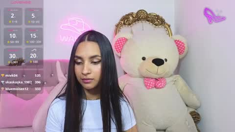 Snapshot of jazmin_tay chatting on 02/08/25, 11:24 Jazmin online show from 02/08/25, 11:24