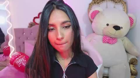 Snapshot of jazmin_tay chatting on 02/15/25, 07:28 Jazmin online show from 02/15/25, 07:28