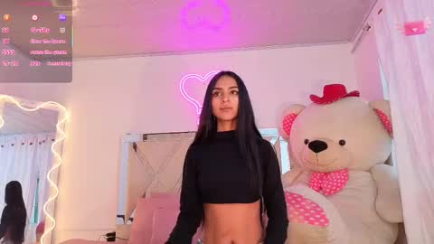Snapshot of jazmin_tay chatting on 10/10/25, 11:53 Jazmin online show from 10/10/25, 11:53