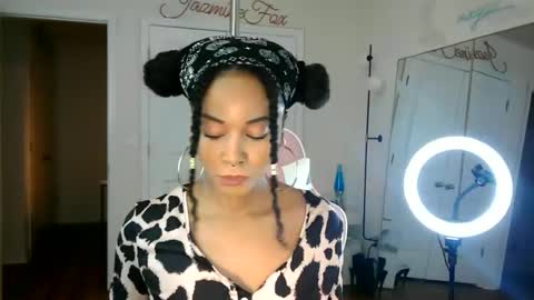 Jazmine Fox online show from 07/14/26, 08:36