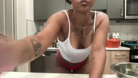 jazminetea online show from 06/15/26, 03:09