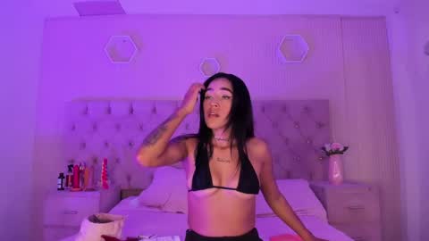 Snapshot of jazminrusso_ chatting on 05/29/26, 06:00 Jazminrusso online show from 05/29/26, 06:00