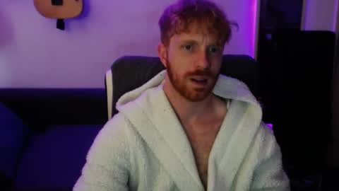 Snapshot of jb_cams chatting on 12/31/24, 12:46 jb_cams online show from 12/31/24, 12:46