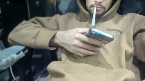 Royal Family online show from 10/26/25, 03:12