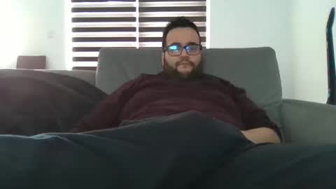 Snapshot of jbon23 chatting on 02/10/25, 12:29 Josbon23 online show from 02/10/25, 12:29