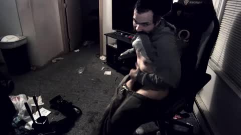 jburns87 online show from 12/19/24, 11:50