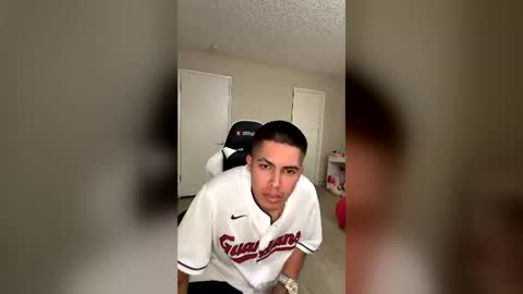 jc9080088 online show from 06/25/26, 03:17