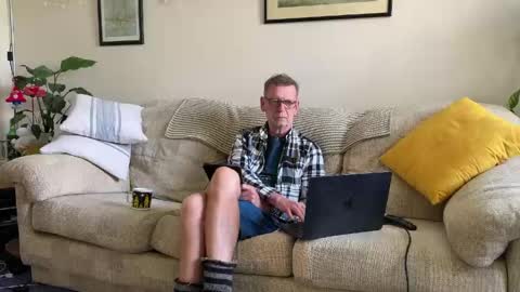 Jon online show from 04/16/26, 02:40