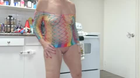 Snapshot of jccurves chatting on 12/19/24, 05:29 JCcurves online show from 12/19/24, 05:29