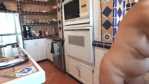 Snapshot of jccurves chatting on 01/03/25, 05:20 JCcurves online show from 01/03/25, 05:20