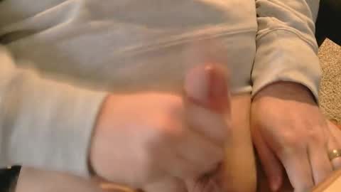 Snapshot of jcdogg11 chatting on 02/24/25, 03:42 jcdogg11 online show from 02/24/25, 03:42