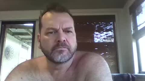 Snapshot of jd_vogue chatting on 02/05/25, 12:49 JD online show from 02/05/25, 12:49