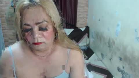 Snapshot of jdan81 chatting on 12/19/24, 10:10 GorgeousCASSIE online show from 12/19/24, 10:10