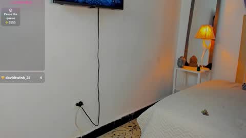 Snapshot of jdaniel_shellby chatting on 12/22/24, 03:44 jhon online show from 12/22/24, 03:44