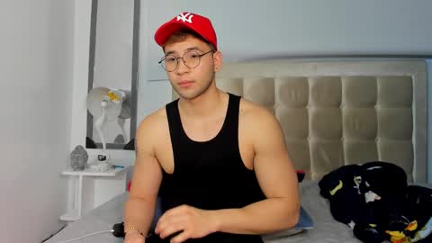 Snapshot of jdaniel_shellby chatting on 02/13/25, 08:45 jhon online show from 02/13/25, 08:45