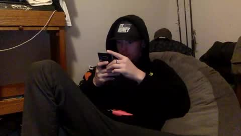 Snapshot of jdubba420 chatting on 11/21/25, 02:43 jdubba420 online show from 11/21/25, 02:43