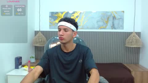 Snapshot of jdwhite18 chatting on 02/18/26, 04:30 jdwhite18 online show from 02/18/26, 04:30