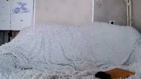 Angel online show from 06/15/26, 01:41