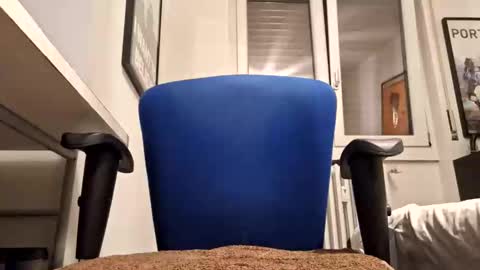 Jean Kowalski online show from 06/10/26, 08:52