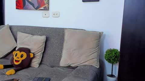 Jean  axelcrow       Modelo Independiente online show from 01/28/25, 04:18