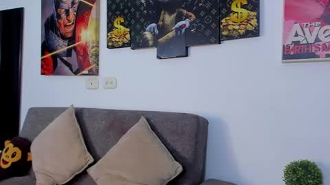 Jean  axelcrow       Modelo Independiente online show from 03/10/25, 06:27