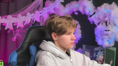 jean_wilsons online show from 10/26/25, 12:00