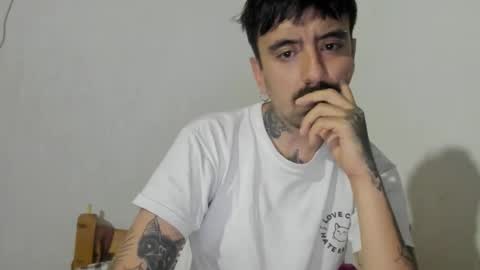 Snapshot of jeannno666 chatting on 10/18/25, 04:04 jeannno666 online show from 10/18/25, 04:04