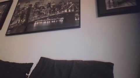 Snapshot of jeanpierbello7 chatting on 12/23/24, 12:08 jean pier bello Silva online show from 12/23/24, 12:08