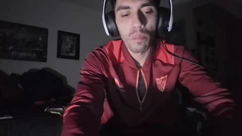 Snapshot of jeanpierbello7 chatting on 01/29/25, 01:05 jean pier bello Silva online show from 01/29/25, 01:05