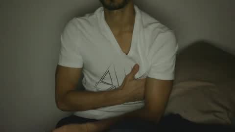 Snapshot of jeanpierbello7 chatting on 10/09/25, 02:31 jean pier bello Silva online show from 10/09/25, 02:31