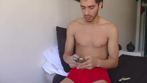 Snapshot of jeanpierbello7 chatting on 10/17/25, 06:54 jean pier bello Silva online show from 10/17/25, 06:54