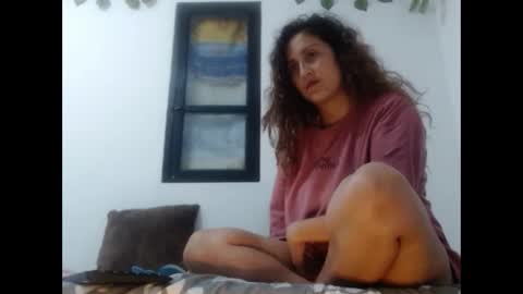 Snapshot of jeans_and_emma chatting on 09/28/25, 11:32 jeans_and_emma online show from 09/28/25, 11:32