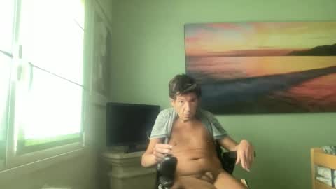 Snapshot of jeanslov chatting on 05/13/26, 08:34 jeanslov online show from 05/13/26, 08:34