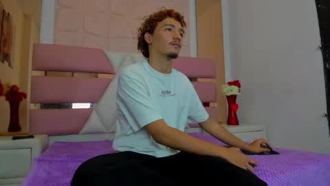 Snapshot of jeantompson chatting on 02/26/26, 12:48 Juan Tompson online show from 02/26/26, 12:48