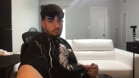 jeanwhitebianco online show from 01/11/26, 08:47