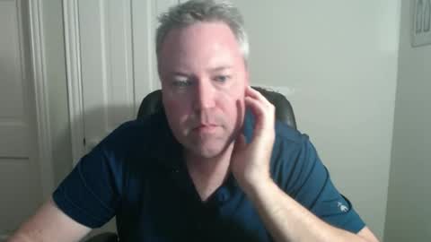 Snapshot of jeb5150 chatting on 05/08/26, 01:00 JE online show from 05/08/26, 01:00