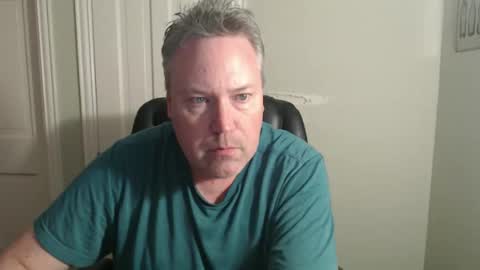 Snapshot of jeb5150 chatting on 06/07/26, 02:37 JE online show from 06/07/26, 02:37