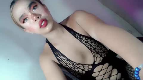 Snapshot of jedalicious chatting on 11/08/25, 07:30 jedalicious online show from 11/08/25, 07:30