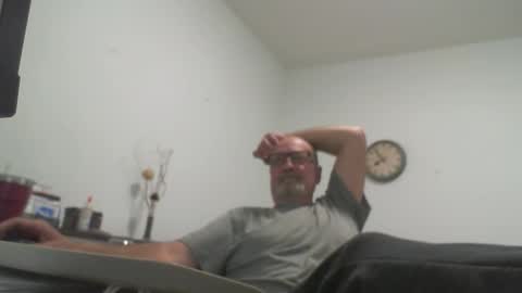 Snapshot of jedd82 chatting on 02/28/26, 04:02 jedd82 online show from 02/28/26, 04:02