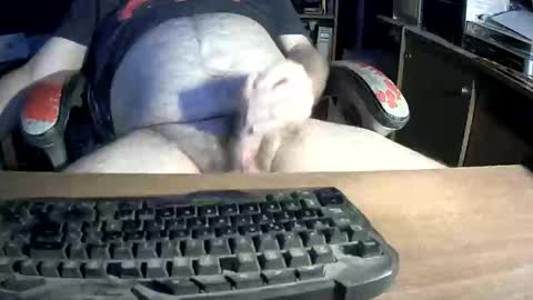 Snapshot of jeff_40962 chatting on 10/30/25, 10:43 Jeffrey Sinclair online show from 10/30/25, 10:43