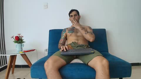 Snapshot of jeff_cube chatting on 02/11/25, 02:14 Jeff and Mugi Independent model online show from 02/11/25, 02:14