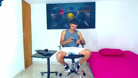 Snapshot of jeffer21_hot chatting on 01/13/25, 08:05 jeffer21_hot online show from 01/13/25, 08:05