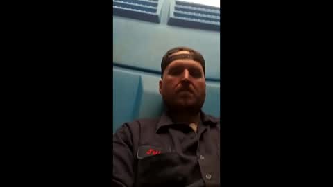 Snapshot of jefferyholland191 chatting on 03/03/26, 06:36 Hardwhite online show from 03/03/26, 06:36