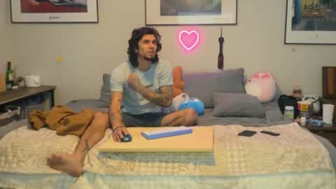 Snapshot of jeffrito0707 chatting on 02/14/26, 08:33 jeffrito0707 online show from 02/14/26, 08:33