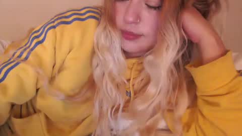 Snapshot of jei_sexysweet chatting on 01/24/25, 05:21 jei online show from 01/24/25, 05:21