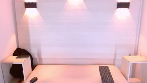 Snapshot of jeic_18 chatting on 09/14/25, 04:33 jeic 18 online show from 09/14/25, 04:33